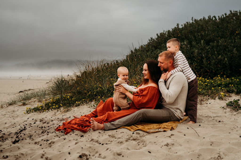Beach family photography session near Corvallis Oregon